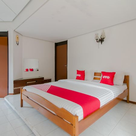 Oyo 1996 Koneng Hotel Cibodas Luaran gambar