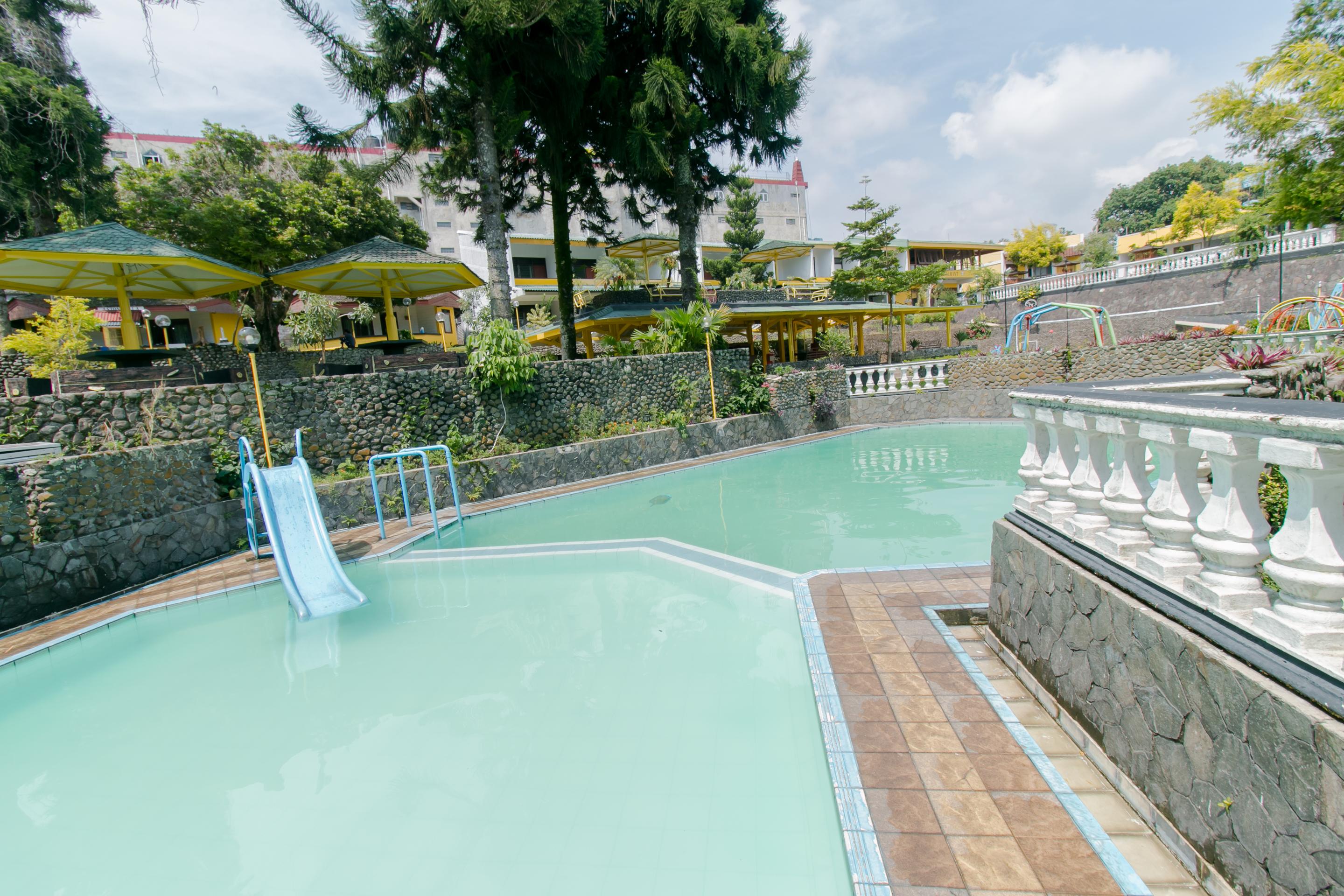 Oyo 1996 Koneng Hotel Cibodas Luaran gambar